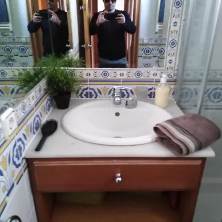 Homestay Private - Airport Sant Boi de Llobregat