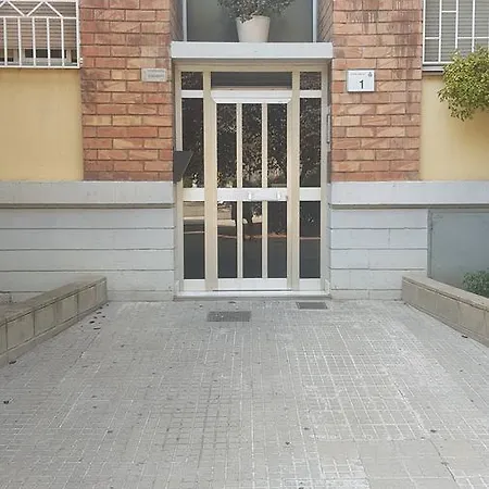 Private - Airport Habitación en casa particular Sant Boi de Llobregat